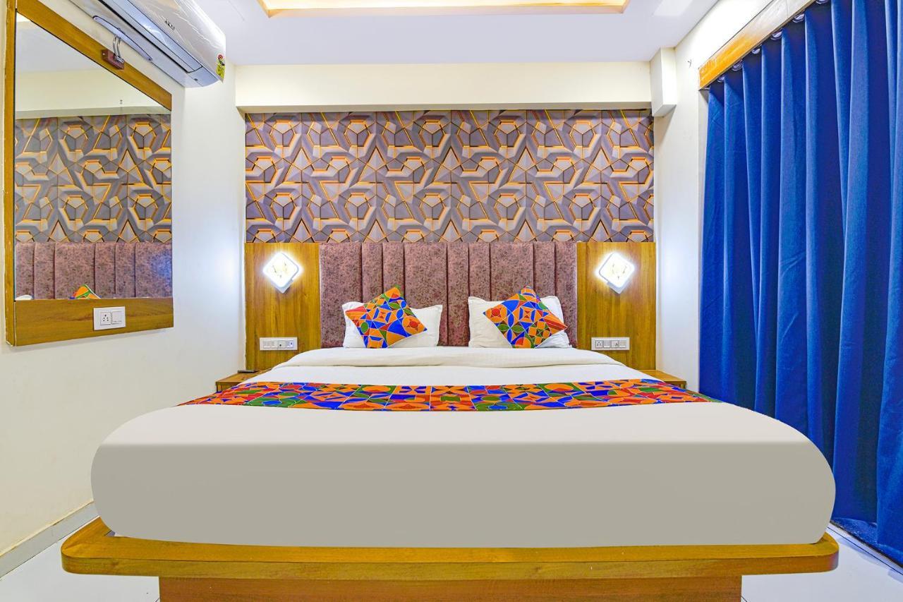 Fabhotel New York Watuwa エクステリア 写真