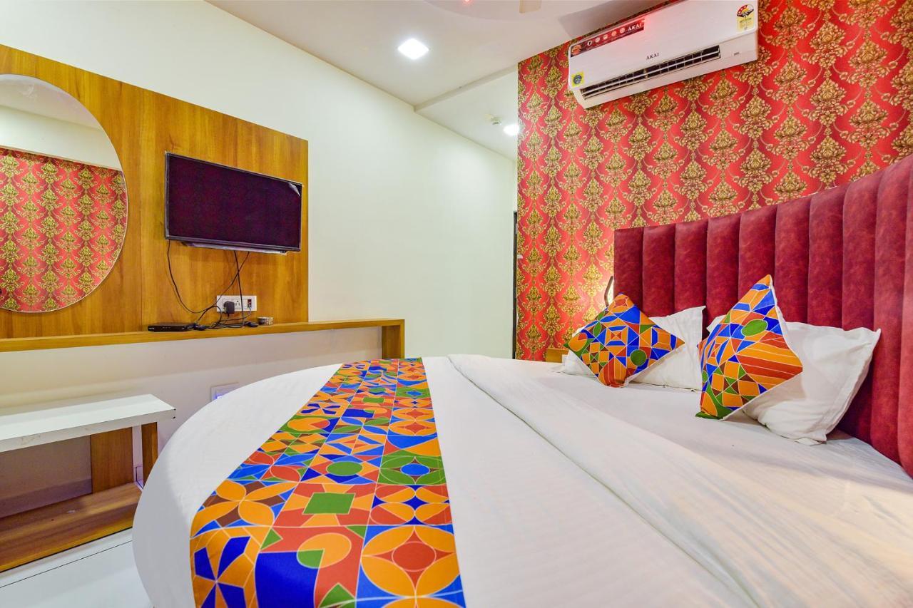 Fabhotel New York Watuwa エクステリア 写真