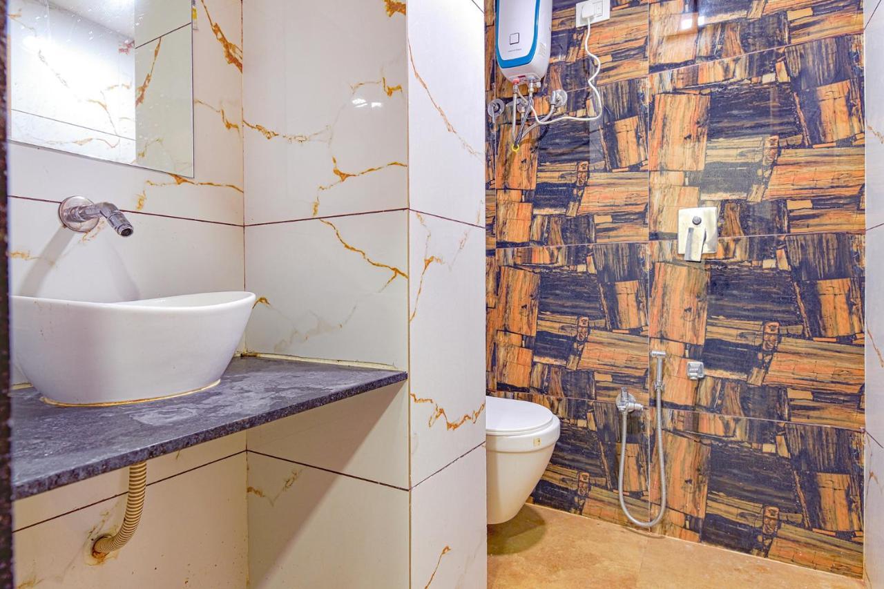 Fabhotel New York Watuwa エクステリア 写真
