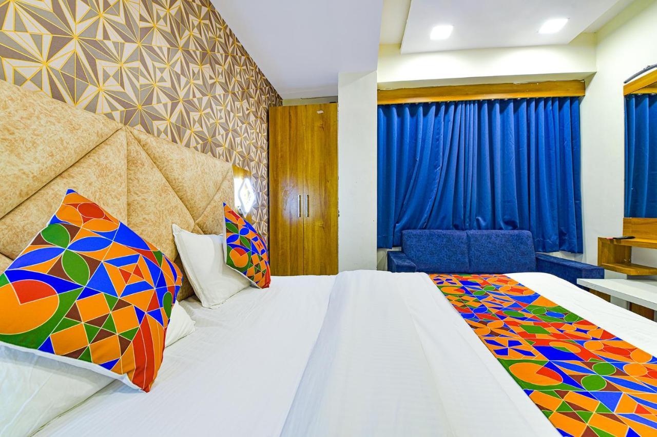 Fabhotel New York Watuwa エクステリア 写真