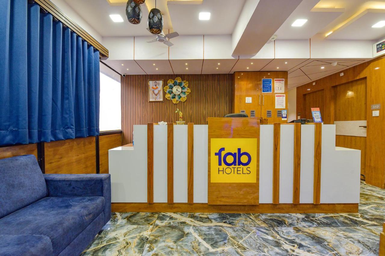 Fabhotel New York Watuwa エクステリア 写真