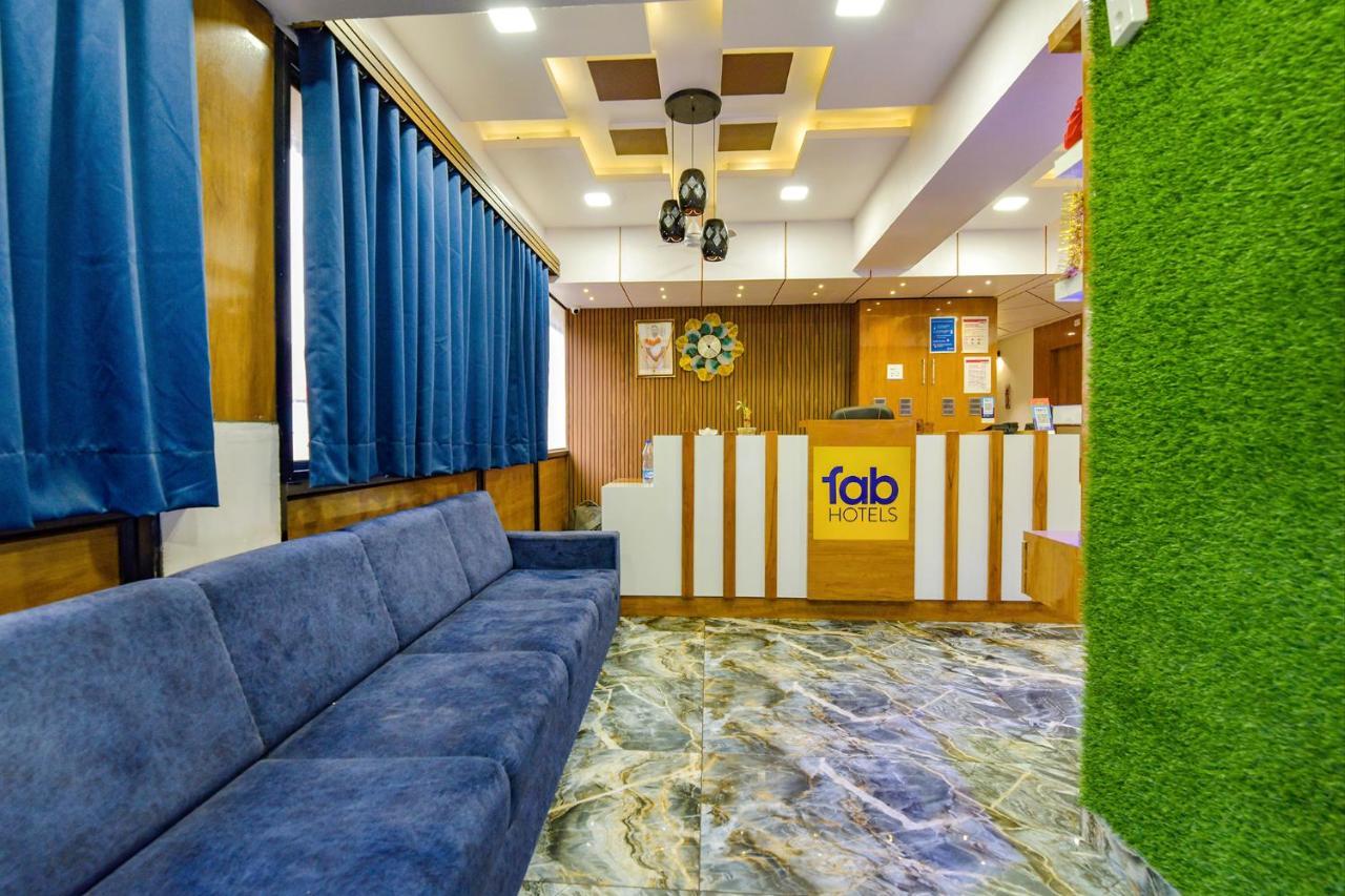 Fabhotel New York Watuwa エクステリア 写真